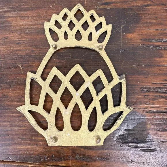 Brass Pineapple Trivet Hot Plate Vintage Style Kitchen Decor Wall Art Home - Picture 2 of 4